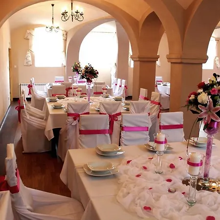 Hotel Dom4you Bogatynia